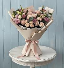 Букет цветов из:  Розы и Лизиантусы в Выдрино