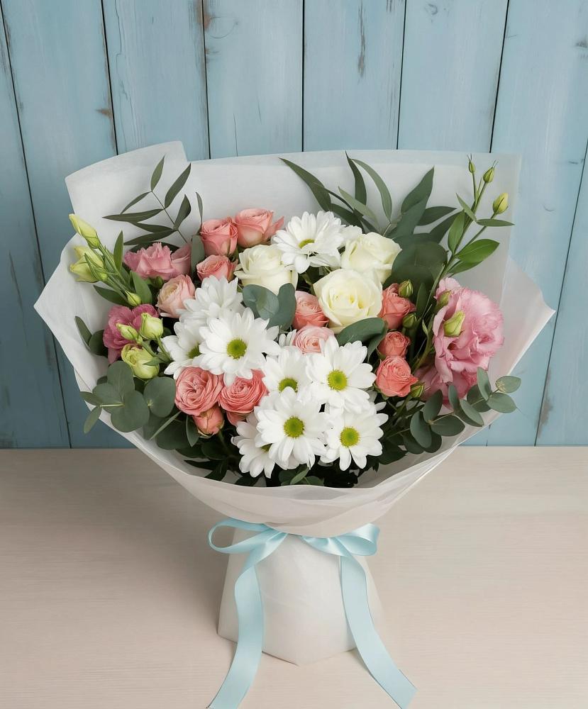 Букет цветов из: Розы, Лизиантусы и Хризантемы в Выдрино