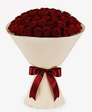 Букет 101 Бордовая роза Блэк Бакарра в Выдрино