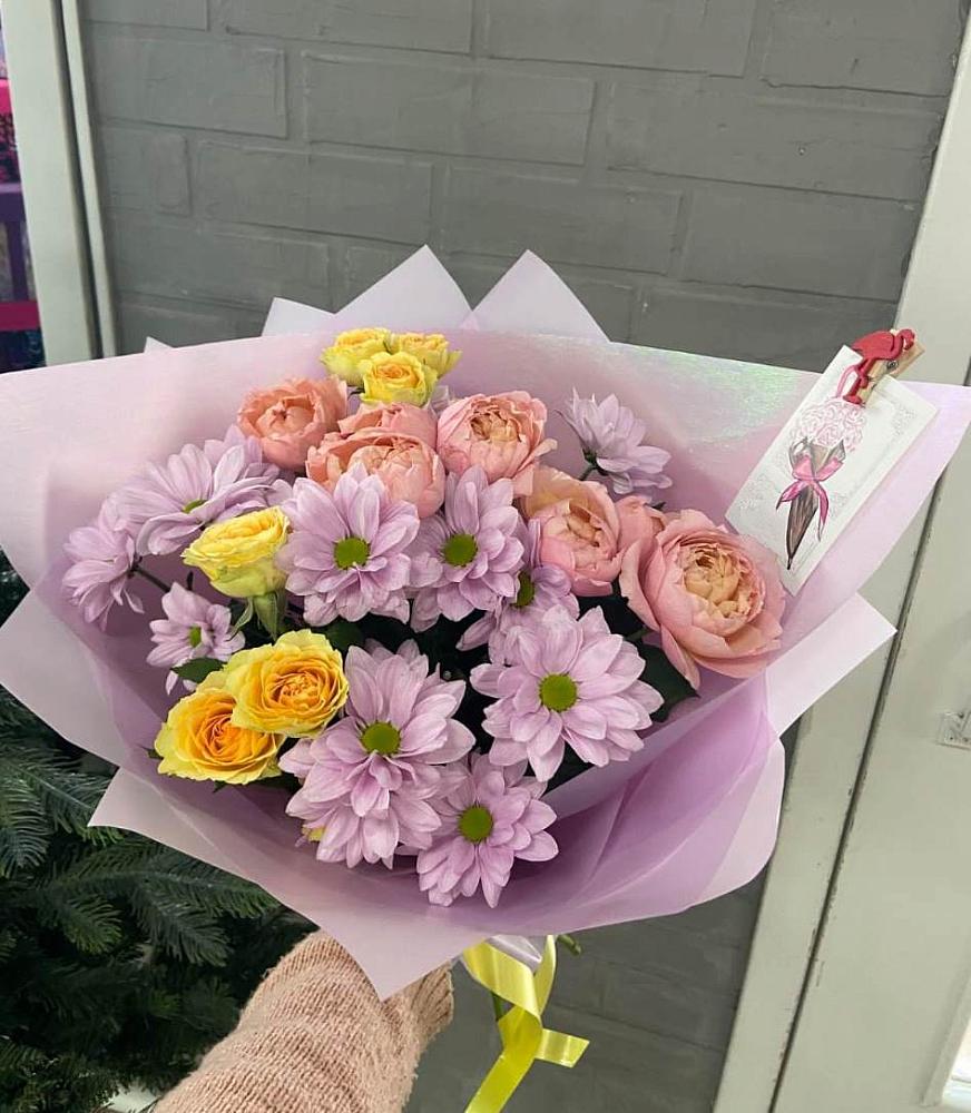 Букет цветов из: Хризантемы и Розы в Выдрино