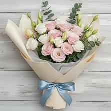 Букет цветов из:  Лизиантусы в Выдрино