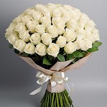 Букет 101 беля роза Белоснежка в Выдрино