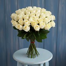 Букет 51 Белая роза Эдлесс Лав в Выдрино