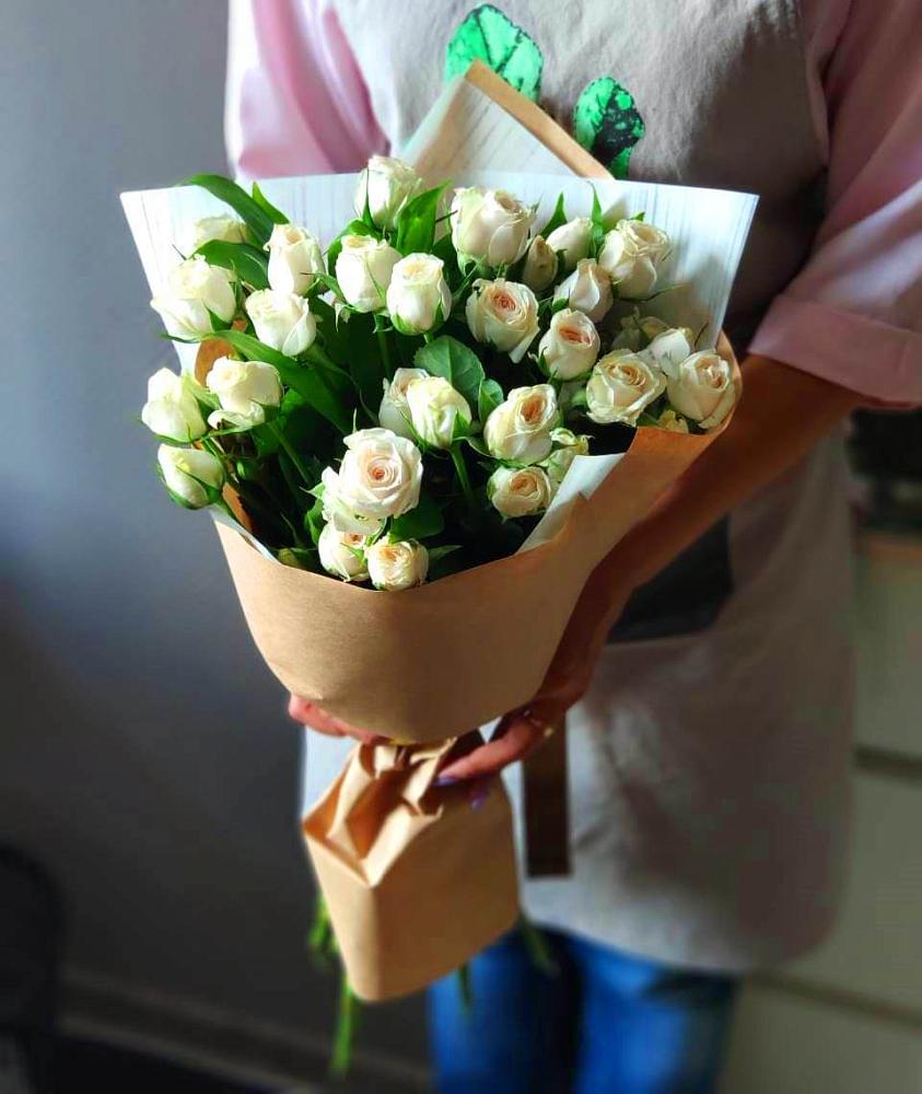 Букет цветов из: Розы в Выдрино
