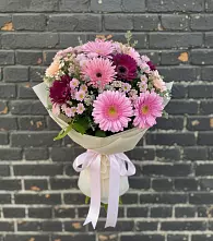 Букет цветов из:  Герберы и Хризантемы в Выдрино