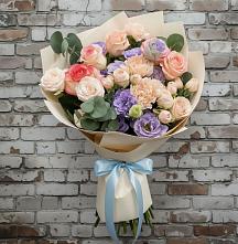Букет цветов из:  Розы, Лизиантусы и Гвоздики в Выдрино