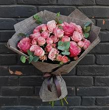 Букет цветов из:  Розы в Выдрино